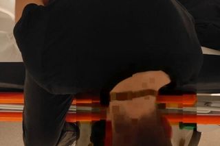 Złodziej na rowerze wyrwał plecak kobiecie