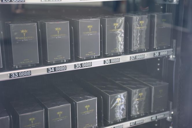 Automat z perfumami Skolima stanął w Lublinie