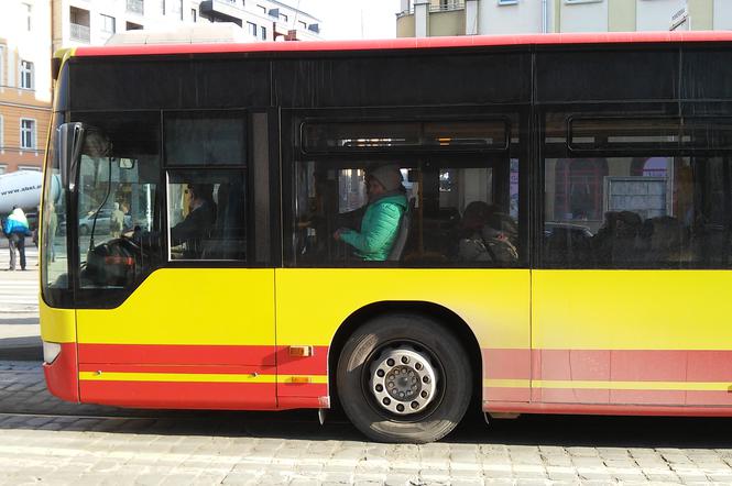 W tych autobusach i tramwajach możecie spotkać kontrolerów biletów