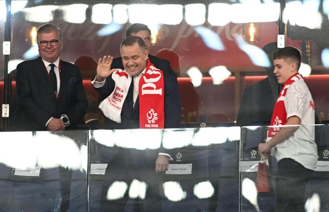 Karol Nawrocki na meczu Polska - Finlandia
