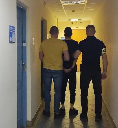 Trzech mieszkańców Iławy okradało paczkomat, okazało się, że kradli też inne rzeczy