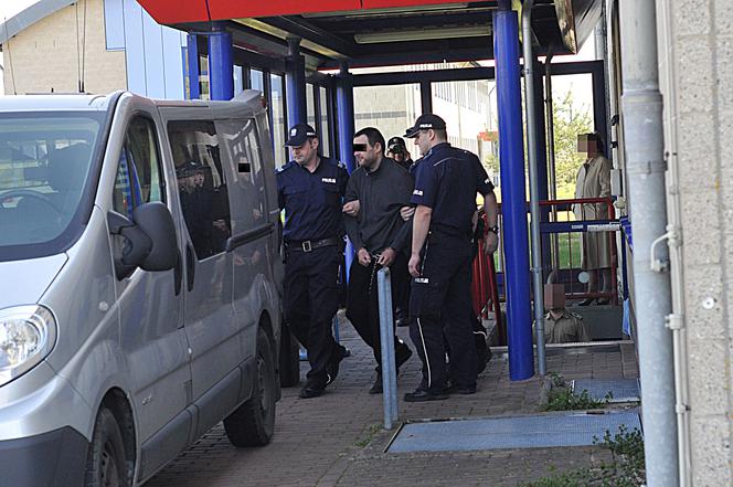 PORYWACZ MAI PÓJDZIE DO PSYCHIATRYKA.