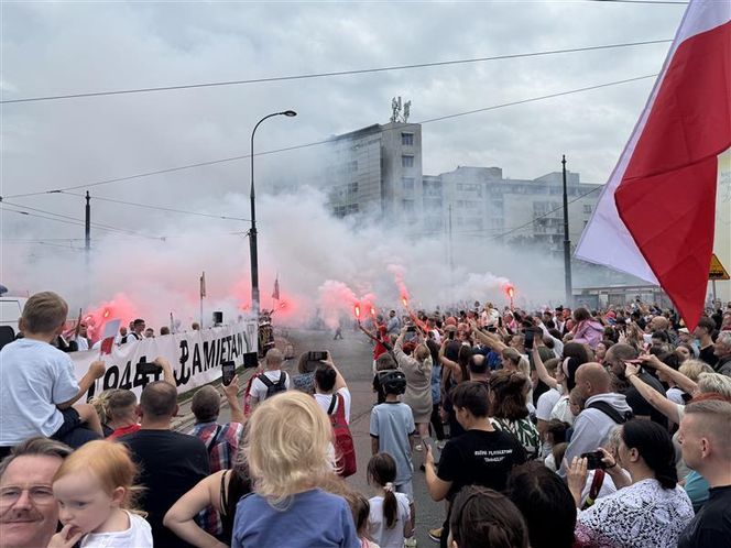 Godzina W w Warszawie 2025. Tak stolica uhonorowała swoich bohaterów [ZDJĘCIA]