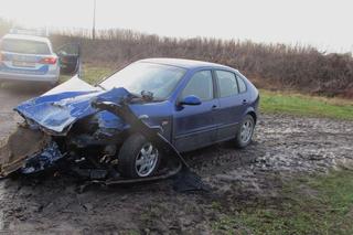 29-latka na przejeździe kolejowym zderzyła się z pociągiem. Powód szokuje