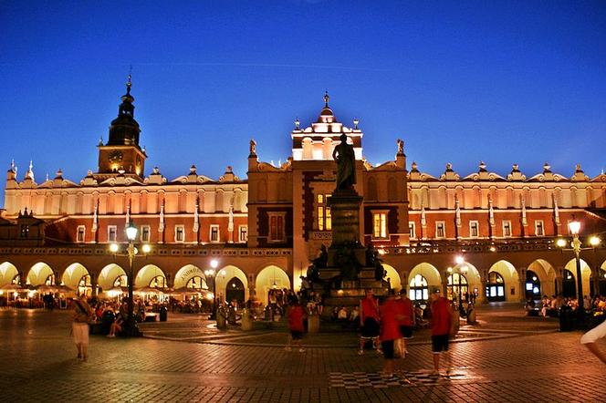 Czy Kraków obejmie nocny zakaz sprzedaży alkoholu?