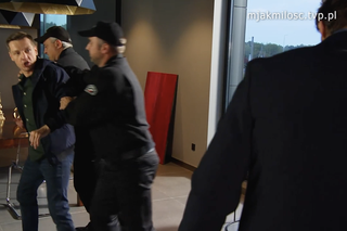 M jak miłość, odcinek 1712: Paweł (Rafał Mroczek), Sowiński (Konrad Jałowiec), policja