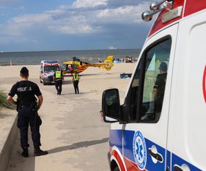  13-latek poparzony olejem na plaży. Rzucił się do morza, by się ratować!