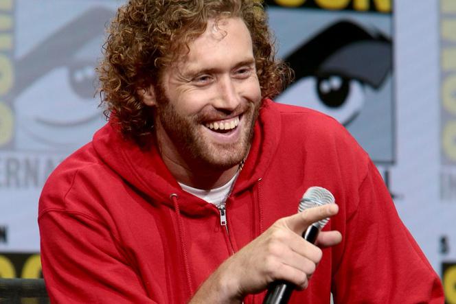 T.J. Miller aresztowany za fałszywy alarm o bombie w pociągu!