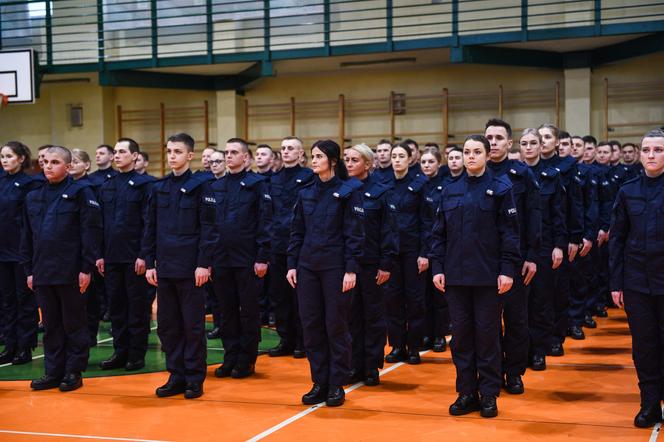 Ślubowanie nowych policjantów w Łodzi