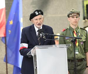 Prezydenci podziękowali Powstańcom Warszawskim. Spotkanie weteranów z  Andrzejem Dudą i Rafałem Trzaskowskim