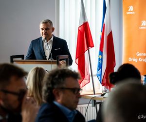 Posiedzenie sejmowej Komisji Infrastruktury w Porcie Gdynia