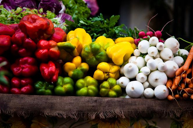 Spacer po Botaniku: Tęcza smaków owoców i warzyw