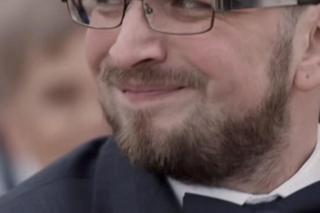 Marek ze Ślubu od pierwszego wejrzenia ma bardzo odpowiedzialny zawód. W tej branży zarabia się grubą kasę