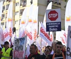 Protest pracowników pod ambasadą Turcji