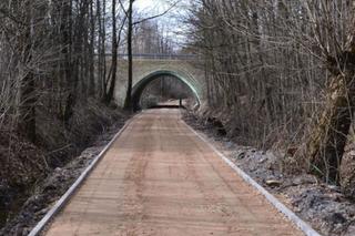 Nowa ścieżka rowerowa Olecko – Gordejki Małe. Będzie przebiegać po trasie dawnej linii kolejowej [ZDJĘCIA]