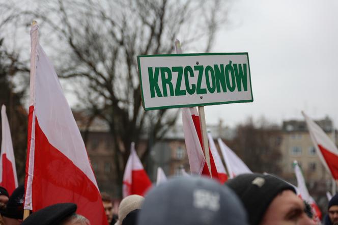 Protest rolników 20 marca przed Lubelskim Urzędem Wojewódzkim w Lublinie