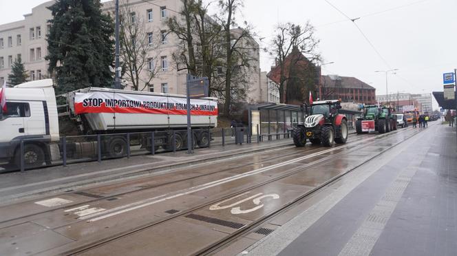 Protest rolników w Olsztynie 21 lutego. Co dzieje się w centrum?