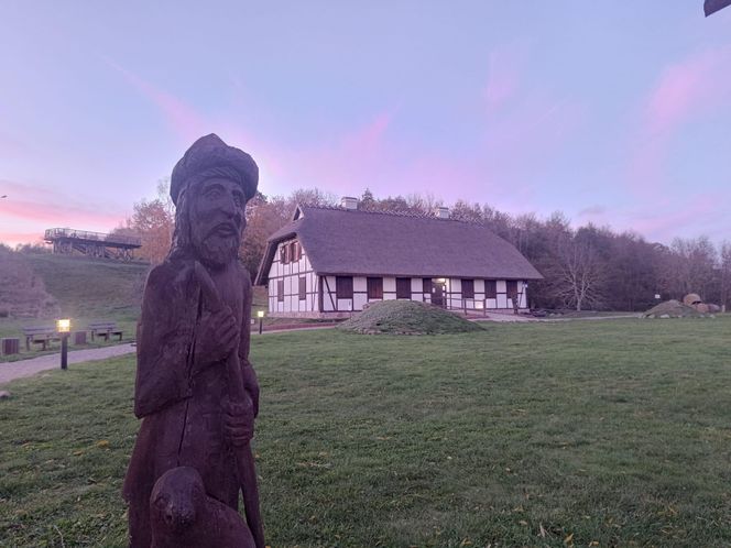 Tajemnicze miejsce na mapie Pomorza. Czym jest Osada Łowców Fok?