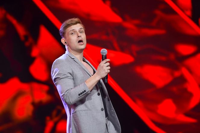 Gwiazdor "Barw szczęścia" zdjął spodnie w "Pytaniu na śniadanie"