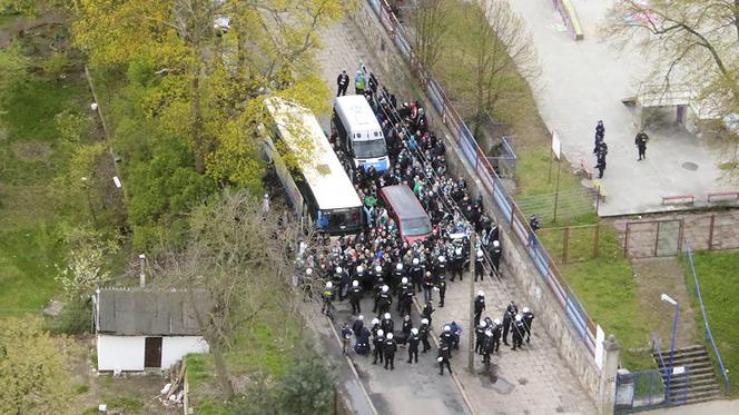 14 osób zatrzymanych po meczu Pogoń Szczecin - Lechia Gdańsk