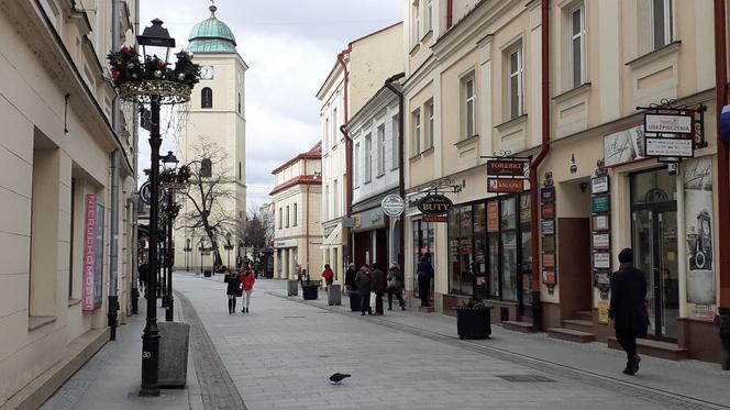 Świąteczne ozdoby w Rzeszowie. Wiemy, jak długo będziemy mogli je podziwiać! [ZDJĘCIA]