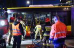 Wypadek z udziałem autobusu i ciężarówki w Warszawie (23.10.2025)