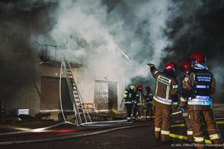Sadów po tragedii. 30 osób bez pracy – trwa zbiórka