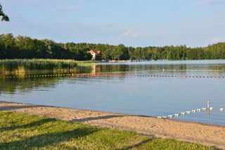   Mamry to najpiękniejsze jezioro w woj. warmińsko-mazurskim. Wyboru dokonało AI