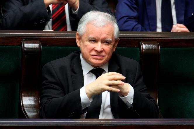 Kaczyński chce WSADZIĆ Tuska do więzienia