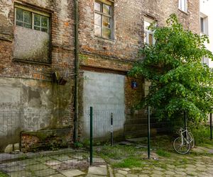 Kamienica przy ul. Węgierskiej 6 w Warszawie