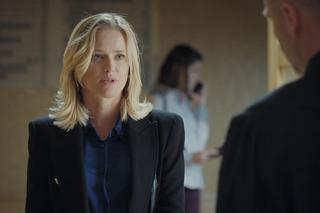 M jak miłość odc. 1759. Julia (Marta Chodorowska), Andrzej Budzyński (Krystian Wieczorek)