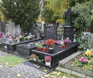 Grób rodziców Jarosława  Kaczyńskiego