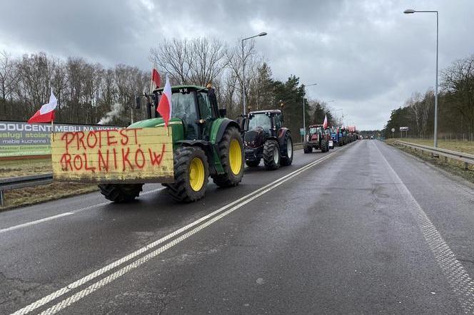 Protest rolników w Łódzkiem. Zablokowano węzeł Emilia