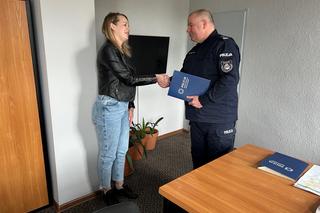 Zosia i Marcelina znalazły portfel wypchany pieniędzmi! Zaskakujęca zachowanie nastolatek