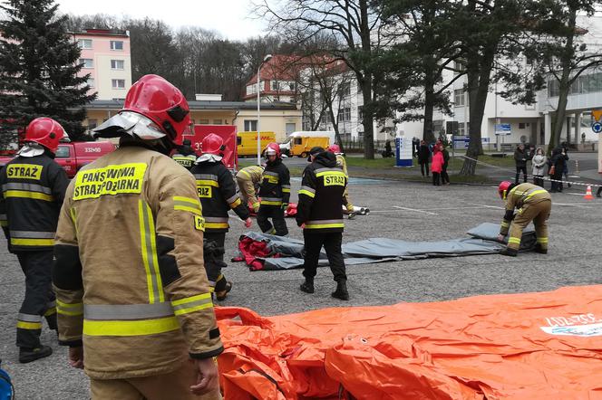 Działania Straży Pożarnej na terenie koszalińskiego szpitala to na szczęście tylko ćwiczenia