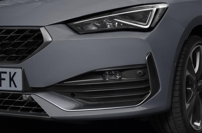 Nowa Cupra Leon (2021)