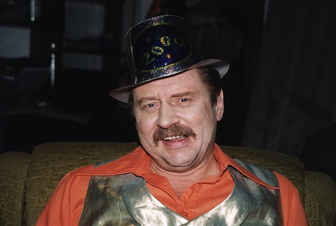 Tak zmieniał się Ferdek Kiepski w serialu "Świat wedlug Kiepskich" 