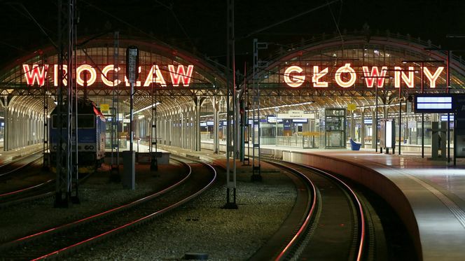 Internauci wybrali: oto najlepszy dworzec w Polsce. Pod nowoczesną architekturą kryje się fascynująca historia 