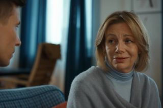 Barwy szczęścia, odc. 3160. Wanda Kępska (Maja Barełkowska), Tomasz (Jakub Sokołowski)