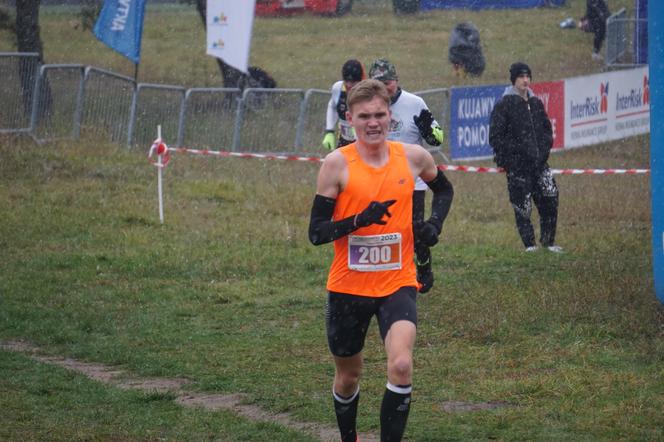 Bieg przełajowy Cross Country w Bydgoszczy! Wielkie ściganie w Myślęcinku [ZDJĘCIA]