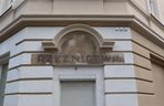 Podczas remontu odkryto niedwuznaczny napis sprzed 100 lat. Mówi wprost o tym, działo się w kamienicy w międzywojniu