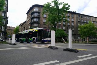 Apokalipsa na Al. Trzech Wieszczów. Rozkopane ulice, horror na drogach