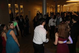 Zabawa studniówkowa Technikum nr 10 w Rzeszowie. Tak bawili się tegoroczni maturzyści [GALERIA]