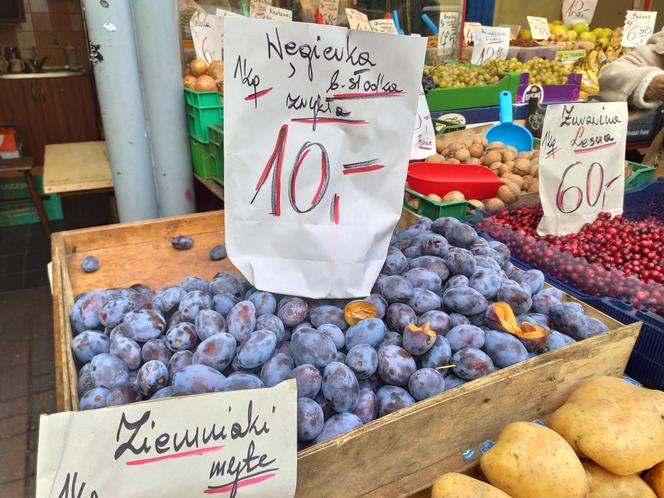 Ceny sezonowych warzyw i owoców. Odwiedziłam Gdyńskie Hale Targowe w Gdyni