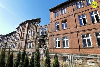 Działdowo. Budynek po niemieckim obozie KL Soldau popada w ruinę. Miasto chce go wyremontować