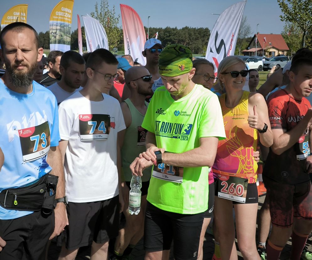 Pierwszomajowe zmagania biegowe w Osiecznej. Dzisiaj odbył się XII Bieg Borków [ZDJĘCIA}