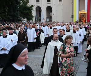 75 lat temu obraz Matki Boskiej w Lublinie zapłakał. Wierni uczcili rocznicę „Cudu lubelskiego” procesją różańcową