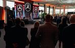 Przyszłość motoryzacji w zasięgu ręki – najnowocześniejszy salon Duda-Cars pod Lesznem już otwarty!
