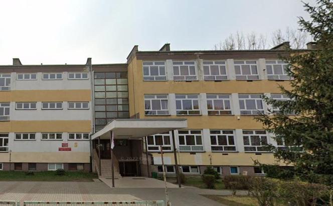 VII Liceum Ogólnokształcące przy ul. Stanisławskiego