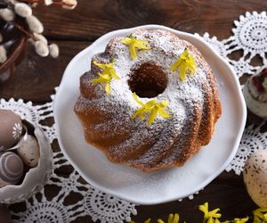 Szybka babka wielkanocna. Wystarczy mikser i kwadrans wolnego czasu 